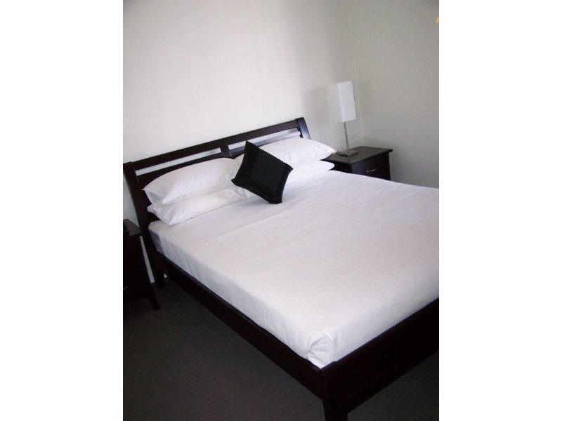 Unit 215/75 Central Lane, Gladstone QLD 4680