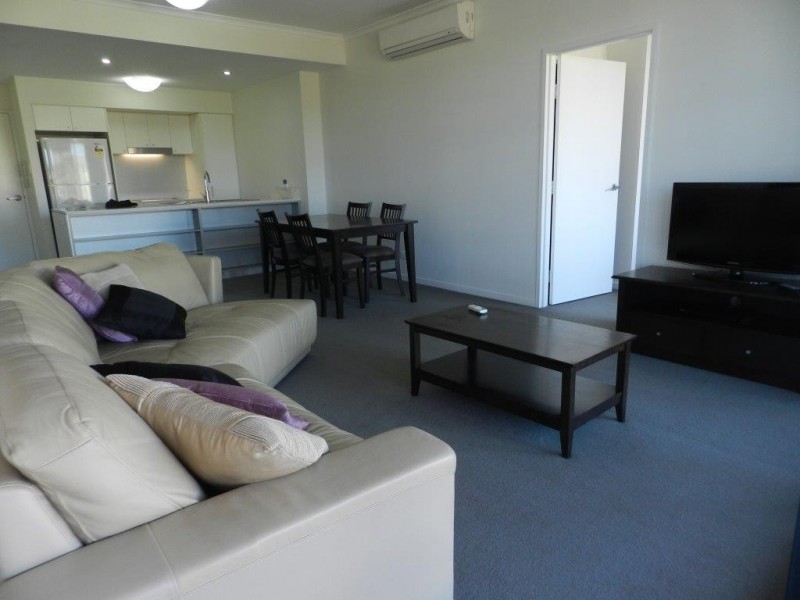 235/75 Central Lane, Gladstone QLD 4680