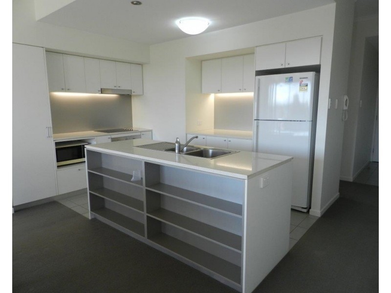 228/75 Central Lane, Gladstone QLD 4680