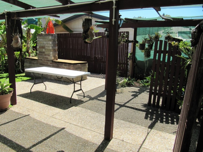 4 White St., West Gladstone QLD 4680