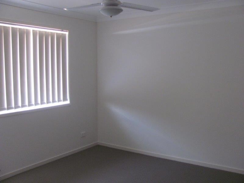 30 Clover Crescent, Boyne Island QLD 4680