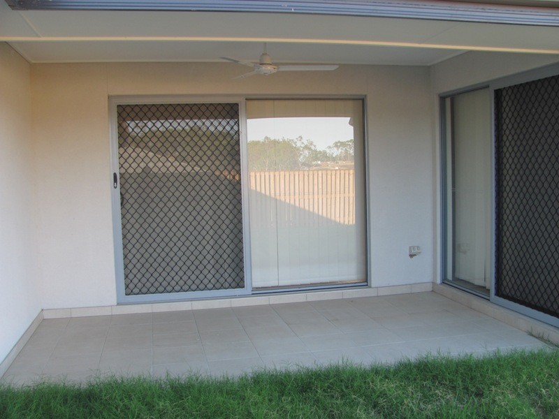 30 Clover Crescent, Boyne Island QLD 4680