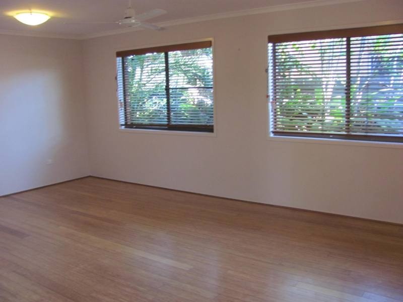 3 Winnecke Road, Tannum Sands QLD 4680