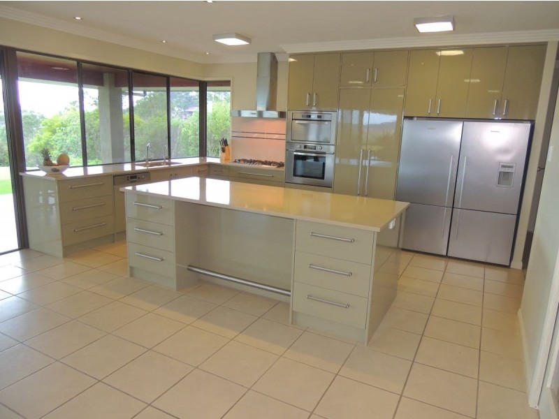 66 Luana Cres, Beecher QLD 4680