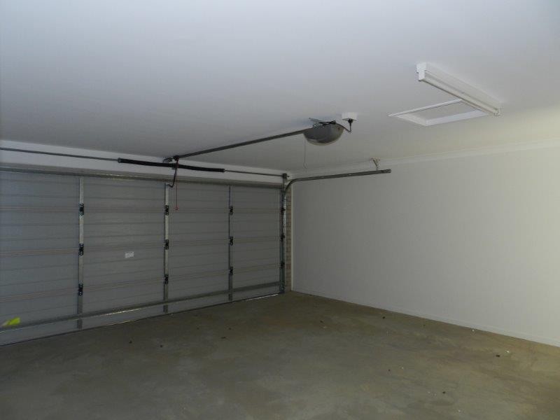 8 Blaxland Court, Glen Eden QLD 4680