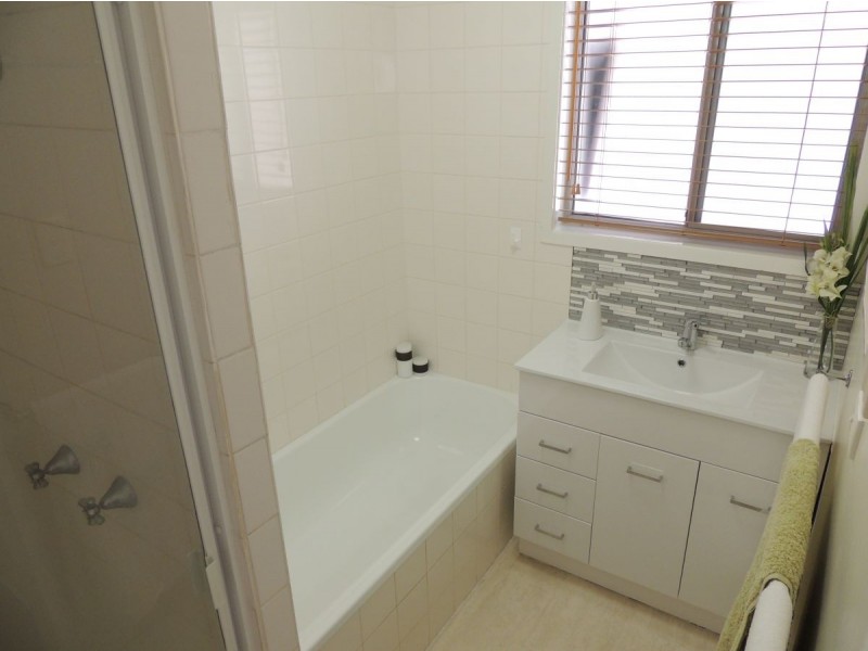 3 Kindilan Court, Boyne Island QLD 4680