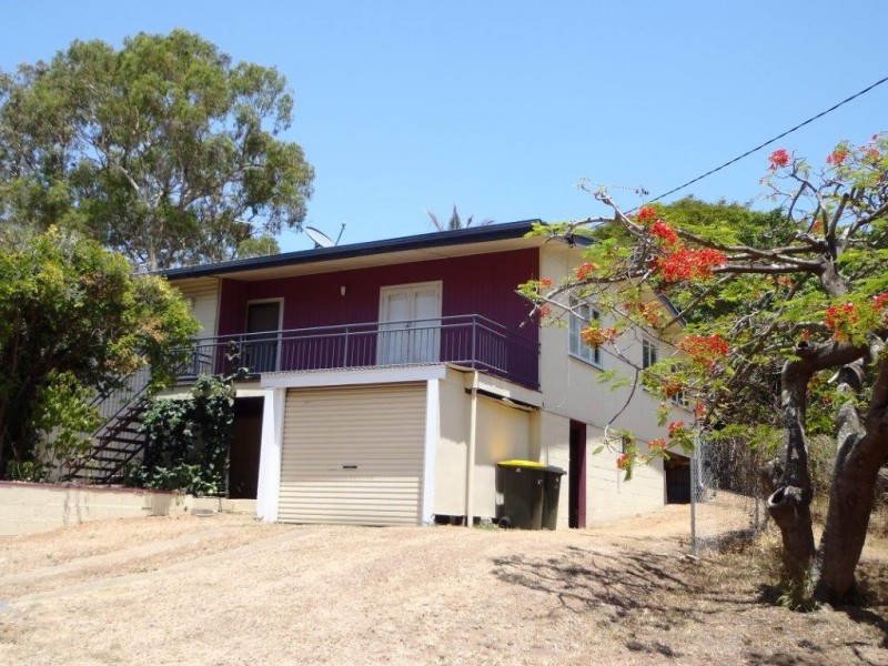 27 Rossella  Street, West Gladstone QLD 4680