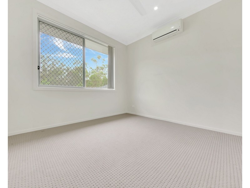 1 Thornbill Street, New Auckland QLD 4680