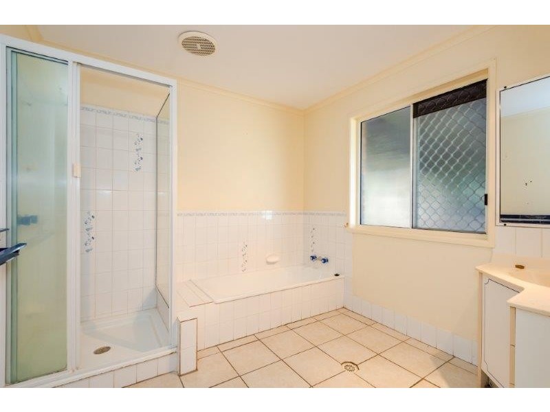 44 Dixon Drive, Telina QLD 4680