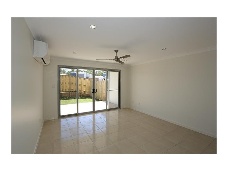 2/20 Harmony Dve., Hill Close,, Clinton QLD 4680