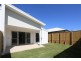 2/20 Harmony Dve., Hill Close,, Clinton QLD 4680