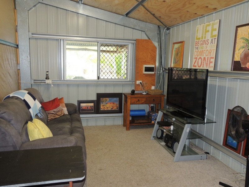 13 Pams Crt, Beecher QLD 4680