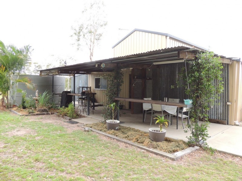 13 Pams Crt, Beecher QLD 4680