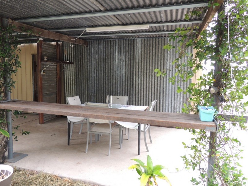 13 Pams Crt, Beecher QLD 4680