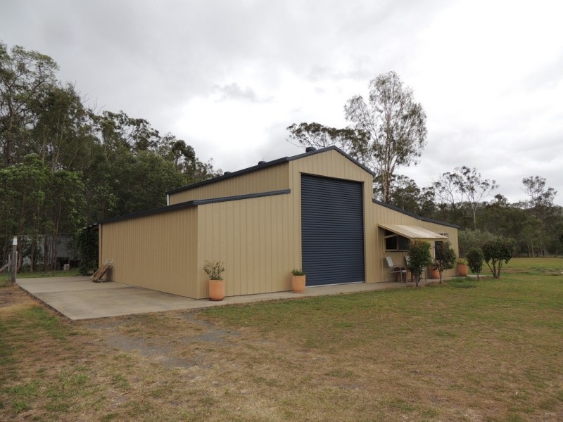 13 Pams Crt, Beecher QLD 4680