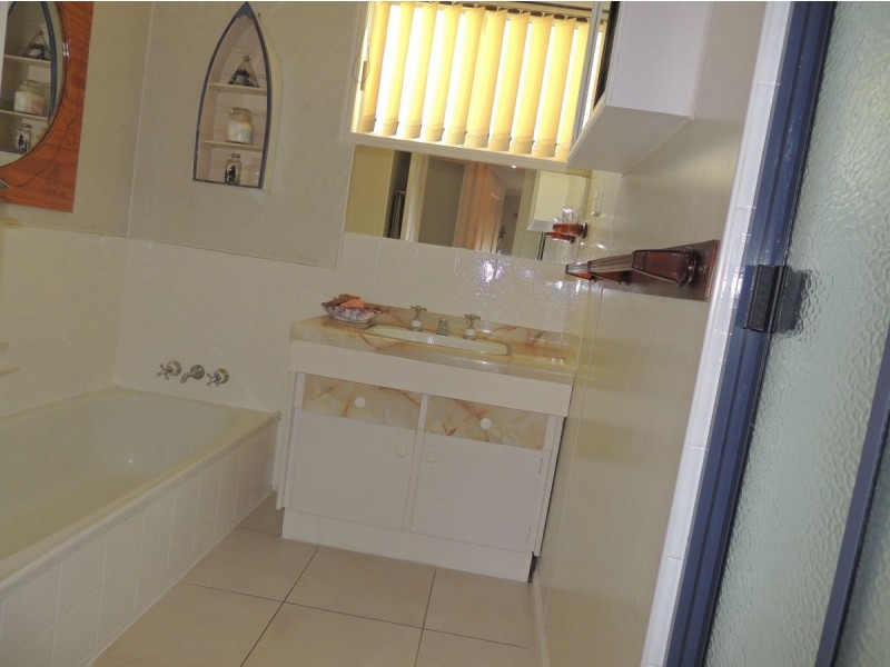 3 Bembooka Close, Glen Eden QLD 4680