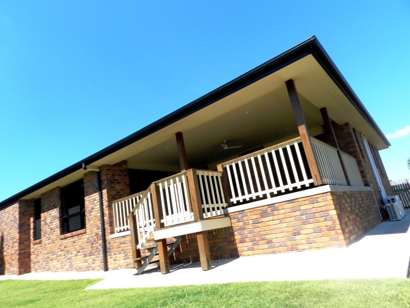 32 Larcom Rise, West Gladstone QLD 4680