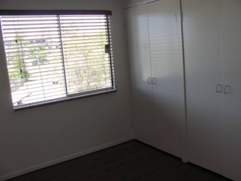 16 Hayes Avenue, Boyne Island QLD 4680