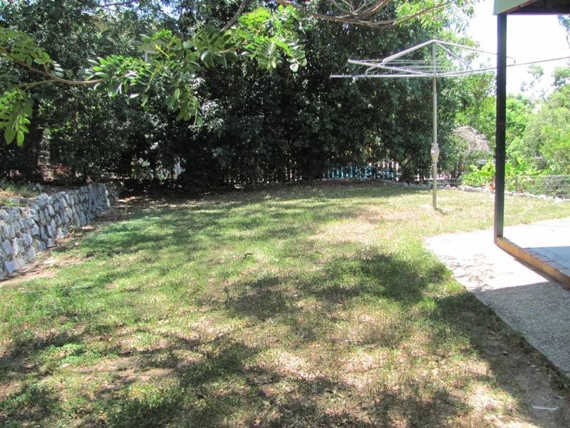 16 Hayes Avenue, Boyne Island QLD 4680