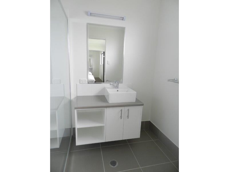 4/46 Yarroon Street, Gladstone QLD 4680