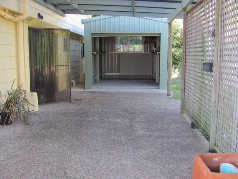 21 Marina Avenue, Boyne Island QLD 4680