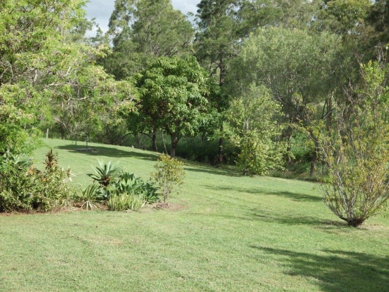 6 Jordana Court, Wurdong Heights QLD 4680