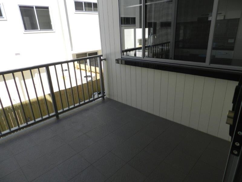 16/5-9 View Street, West Gladstone QLD 4680
