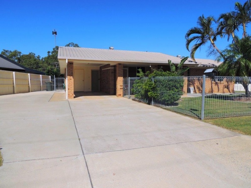 2 Daniel Drive, New Auckland QLD 4680