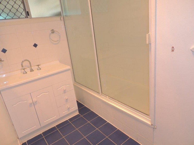 7 Wilkins Street, West Gladstone QLD 4680