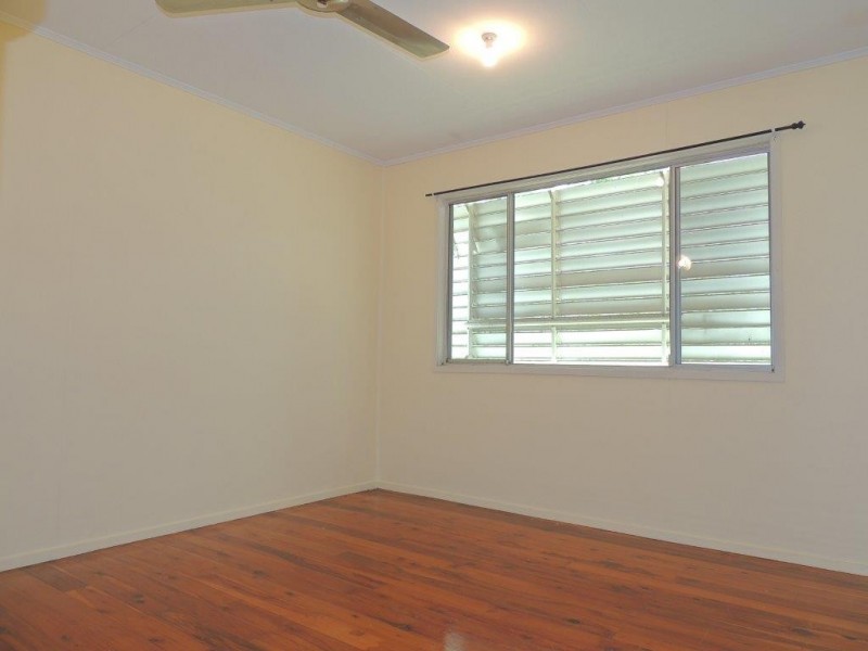 7 Wilkins Street, West Gladstone QLD 4680