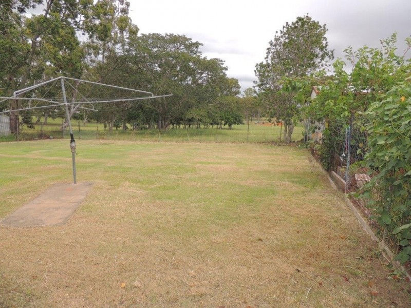 7 Wilkins Street, West Gladstone QLD 4680