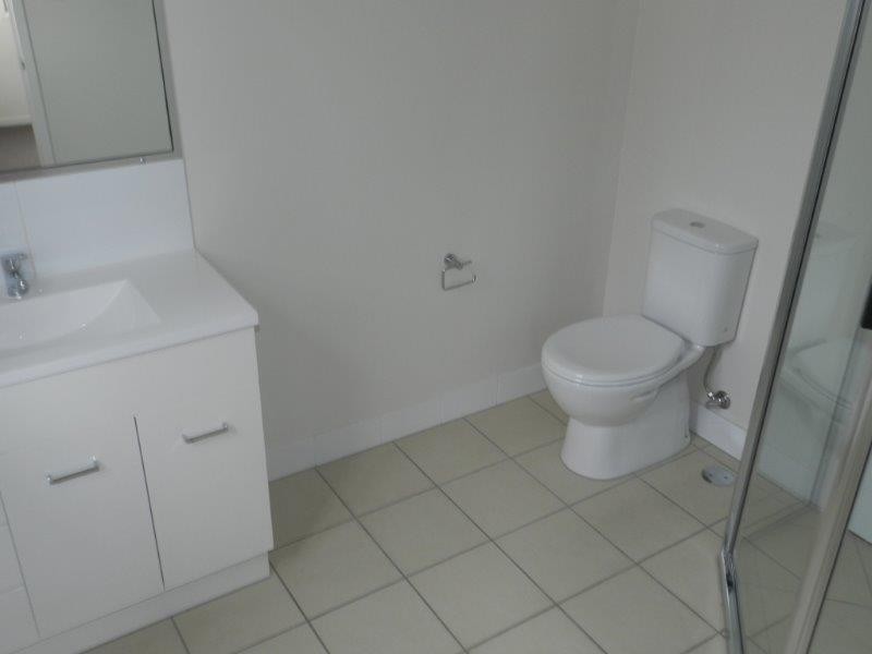 4/1 Collins Lane, Kin Kora QLD 4680