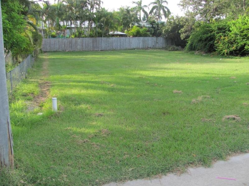 109 Malpas Street, Boyne Island QLD 4680