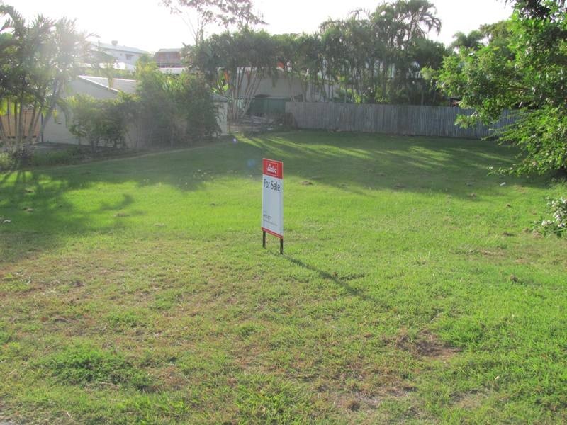 109 Malpas Street, Boyne Island QLD 4680