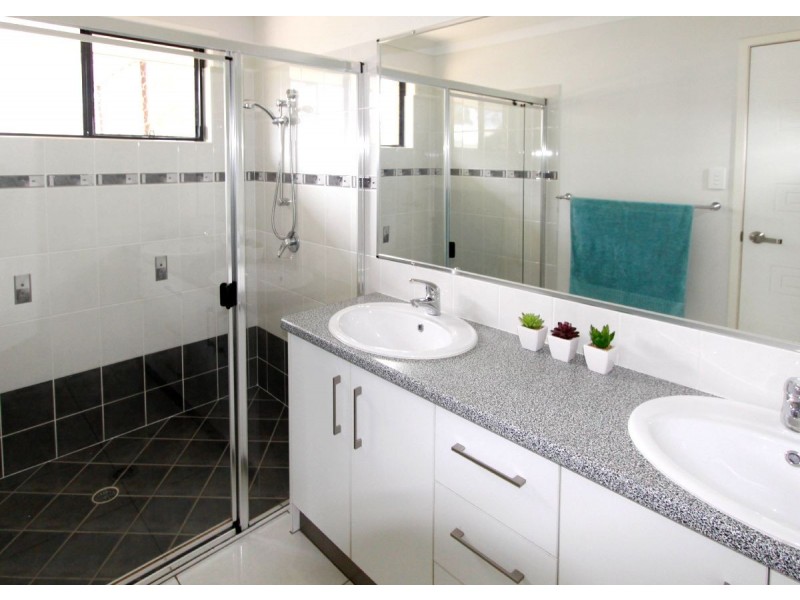 lot 415 Jim Whyte Way, Beecher QLD 4680