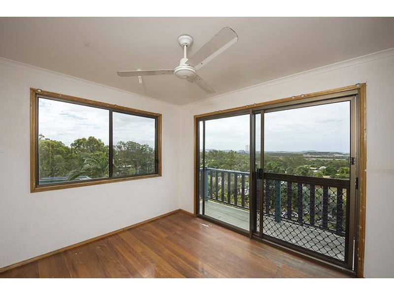 16 Columbia Avenue, Clinton QLD 4680