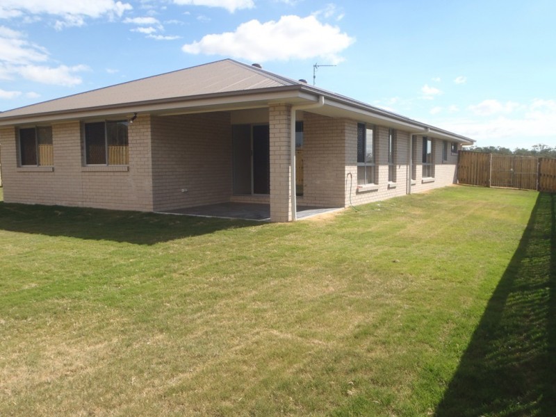 29 Winpara Drive, Kirkwood QLD 4680