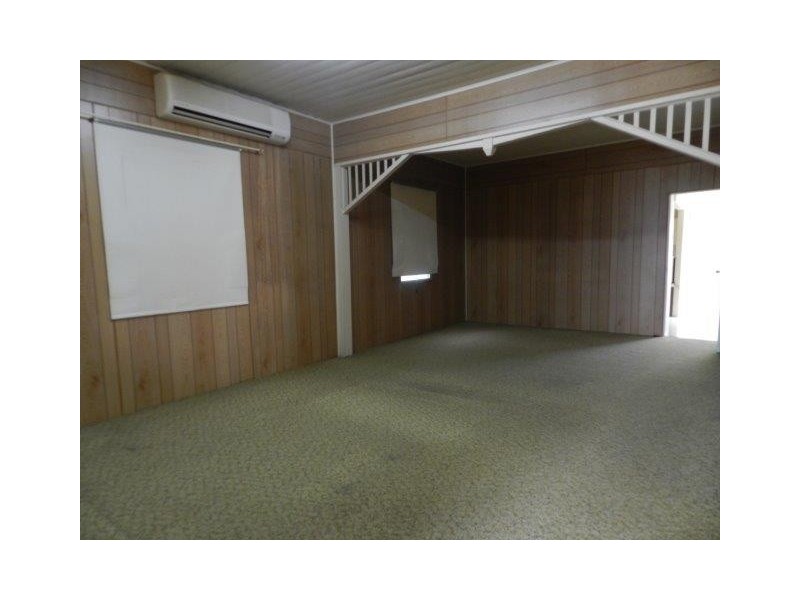 24 Off Street, South Gladstone QLD 4680