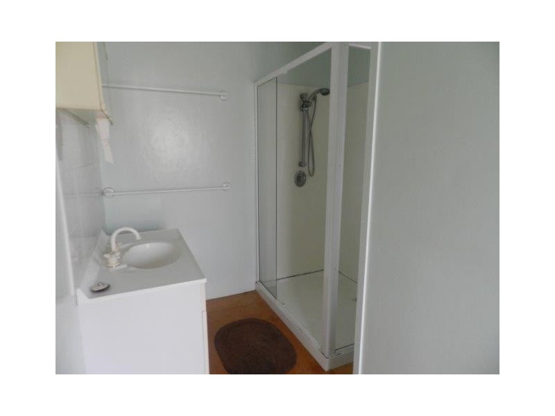 24 Off Street, South Gladstone QLD 4680