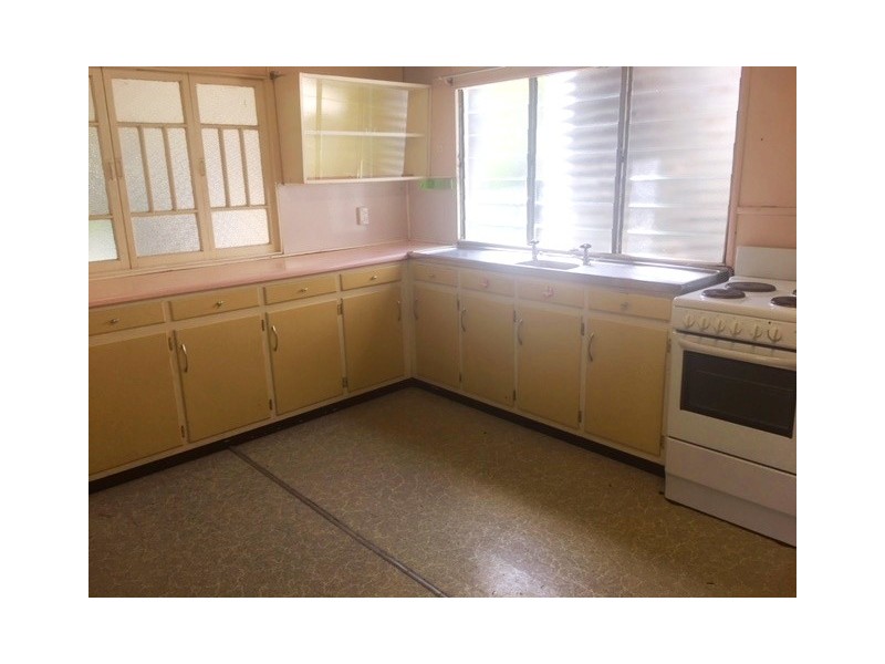 6 Beech St,, Builyan QLD 4680