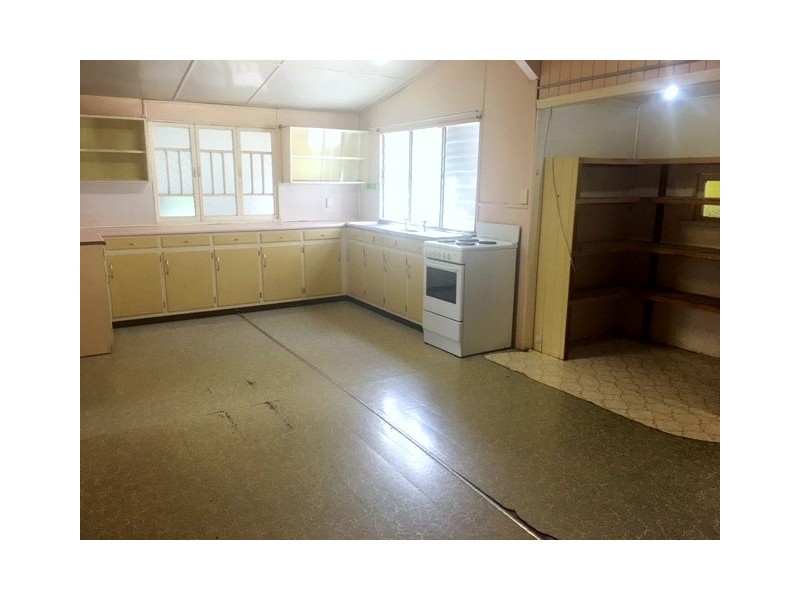 6 Beech St,, Builyan QLD 4680