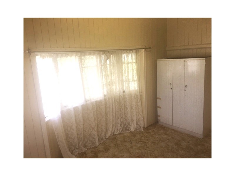 6 Beech St,, Builyan QLD 4680