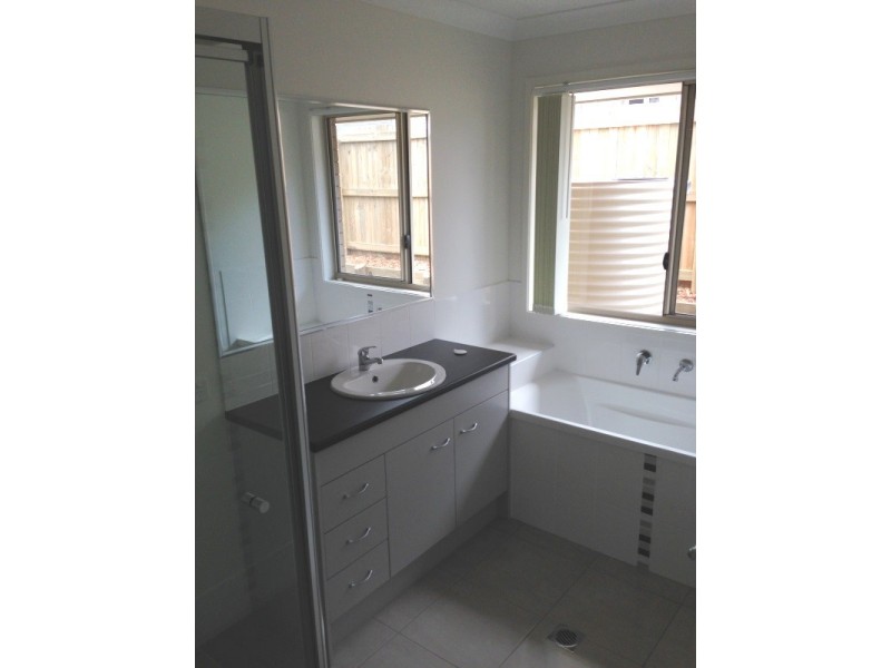 18 Fleet Street, Calliope QLD 4680