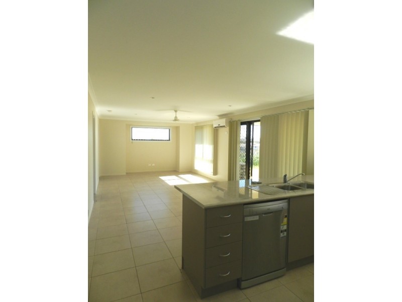 34 Beatle Parade, Calliope QLD 4680