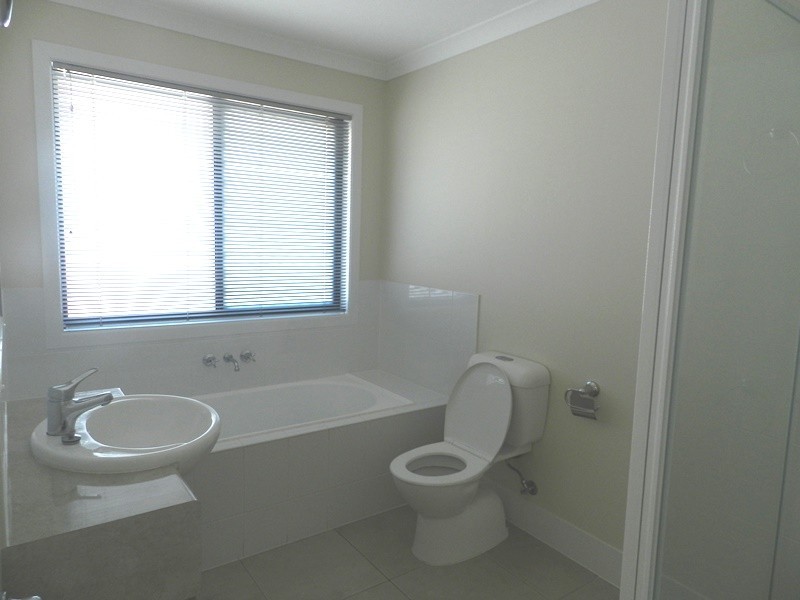 34 Beatle Parade, Calliope QLD 4680