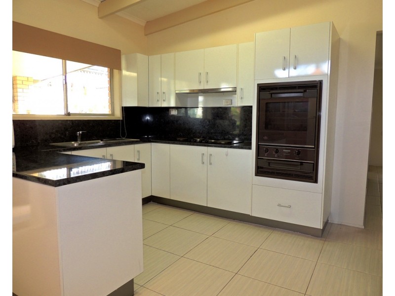 14 Venus Street, Telina QLD 4680