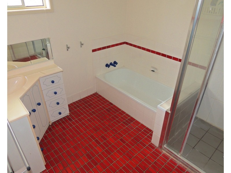 14 Venus Street, Telina QLD 4680