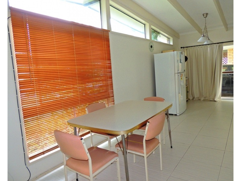 14 Venus Street, Telina QLD 4680