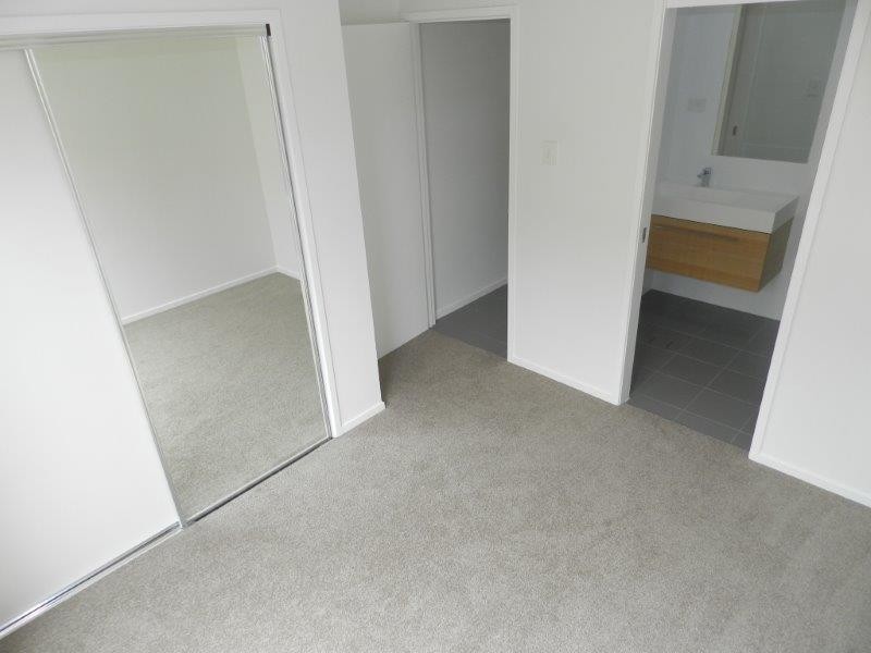 2/5-9 View Street, West Gladstone QLD 4680