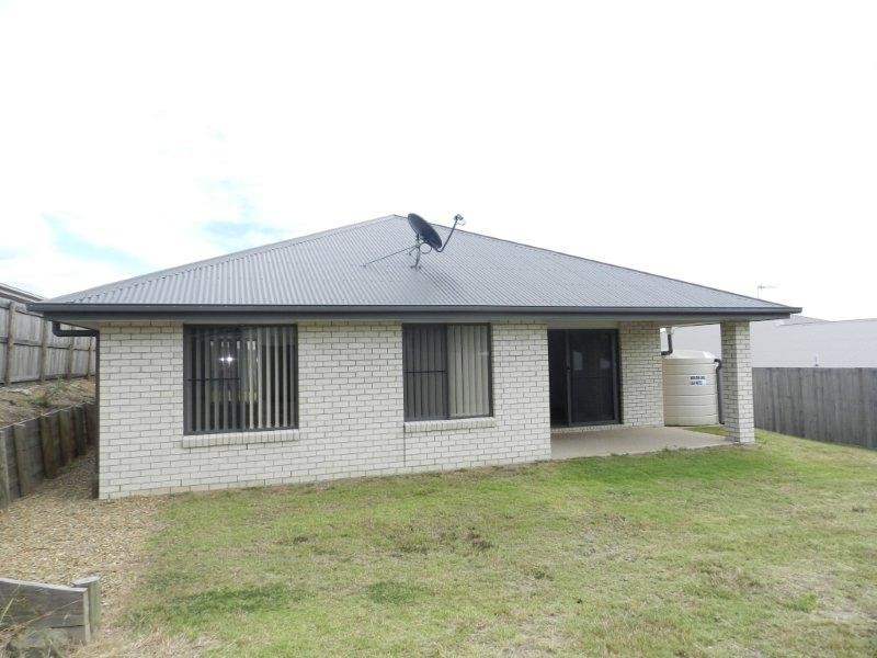 19 Redgum Drive, Kirkwood QLD 4680